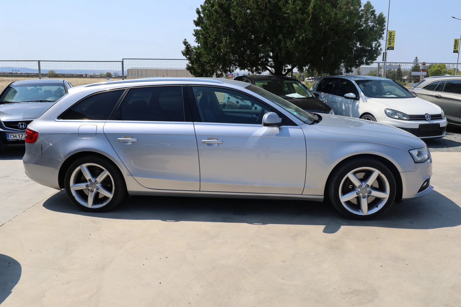 Audi A4 Avant 3.0 TDI ЛИЗИНГ, снимка 3 - Автомобили и джипове - 56159549