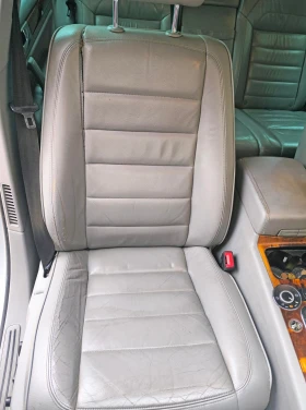 VW Touareg 3.0 TDI 4x4 ЛИЧЕН, Кожа-НОВИ ГУМИ и акумулатор., снимка 14