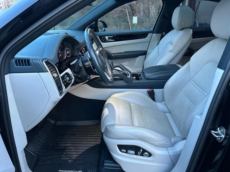 Porsche Cayenne, снимка 15 - Автомобили и джипове - 49290942