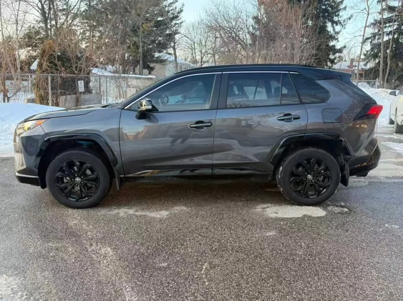 Toyota Rav4 XSE HYBRID* AWD* CARFAX* АВТО КРЕДИТ* , снимка 3 - Автомобили и джипове - 53381464