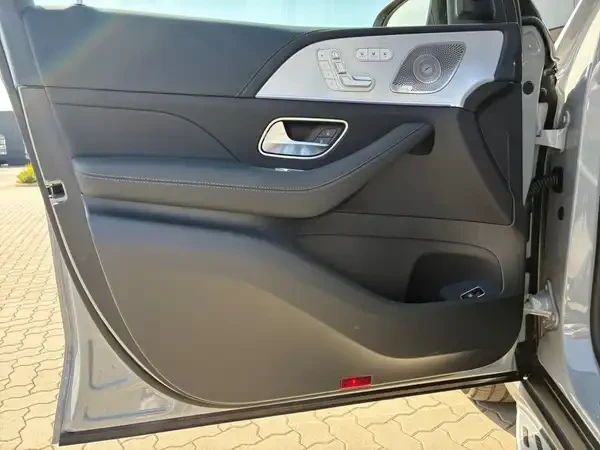 Mercedes-Benz GLE 350 GLE 350 de 4M, снимка 4 - Автомобили и джипове - 55012247