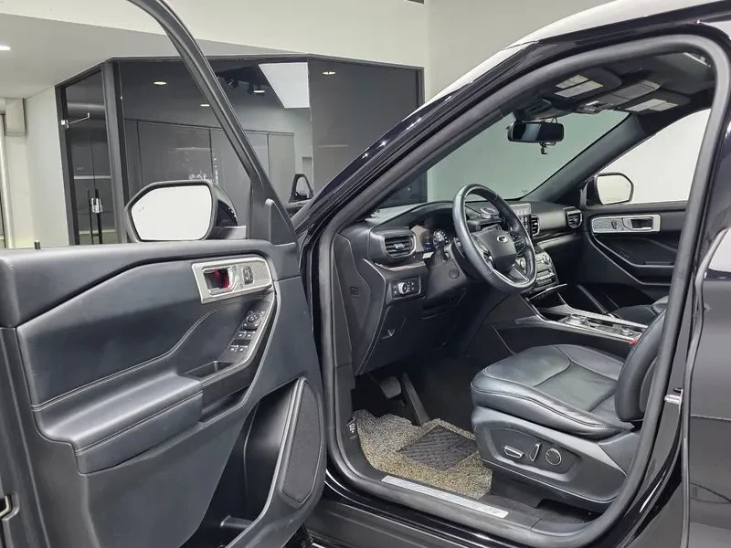 Ford Explorer 3.0 - САМО 30% АВАНС, снимка 10 - Автомобили и джипове - 56292873