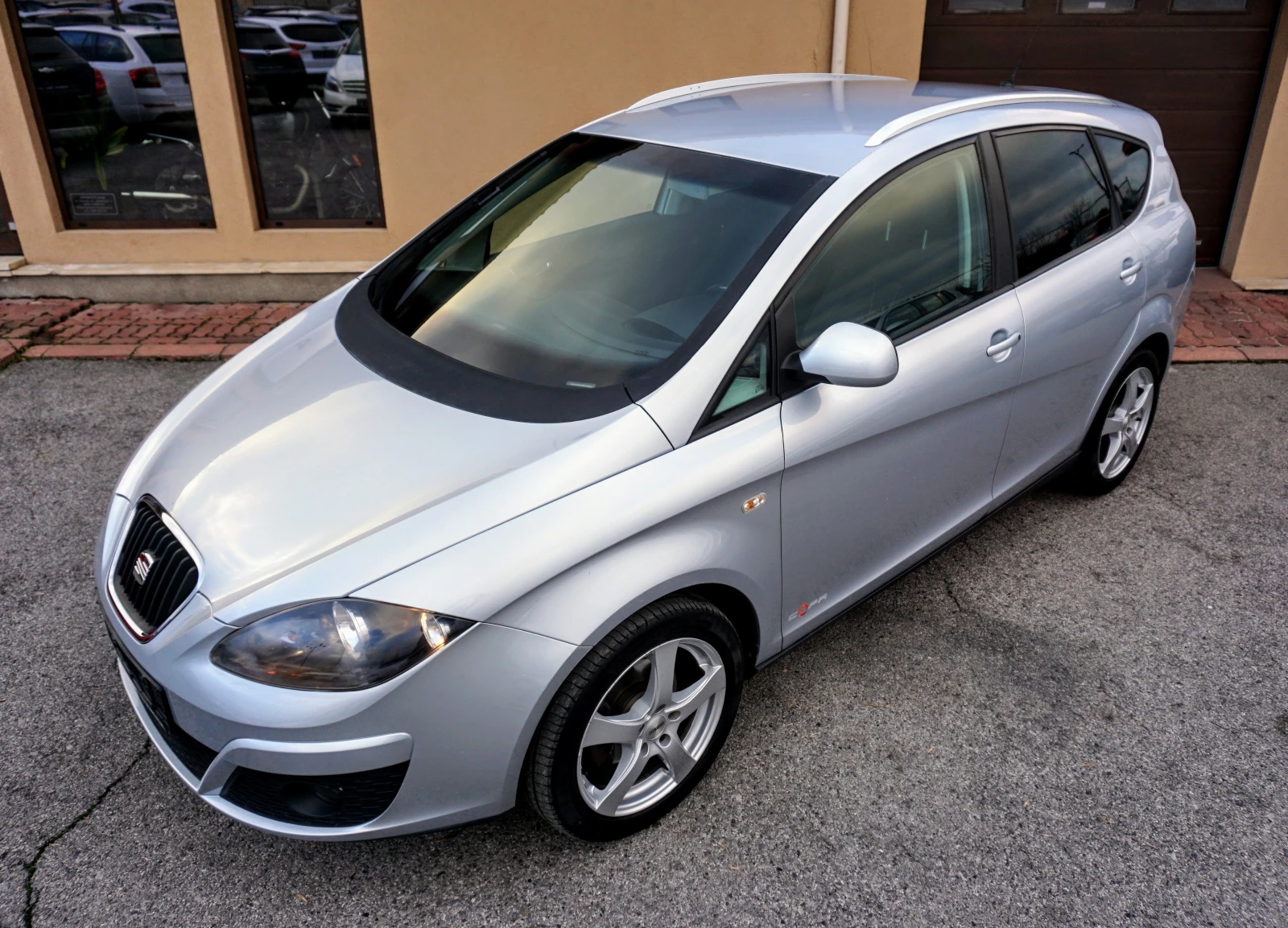 Seat Altea XL 1.6TDI DSG COPA, снимка 1