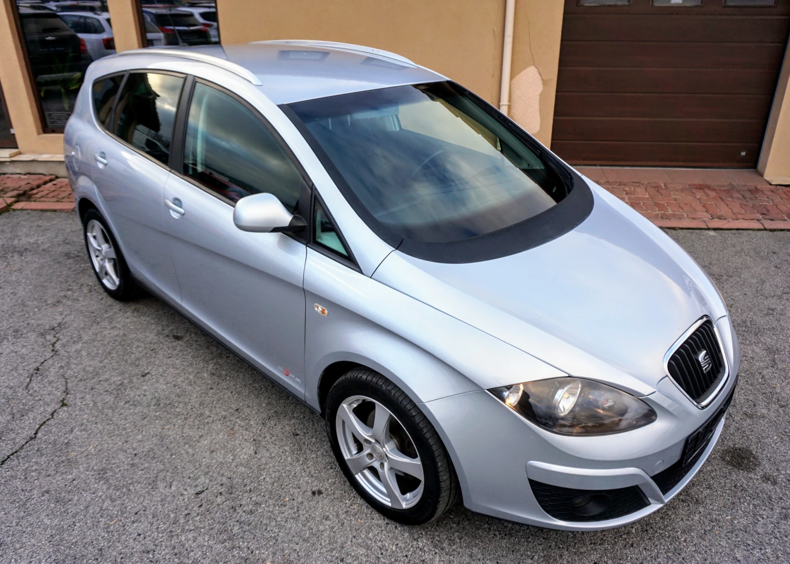 Seat Altea XL 1.6TDI DSG COPA - изображение 2