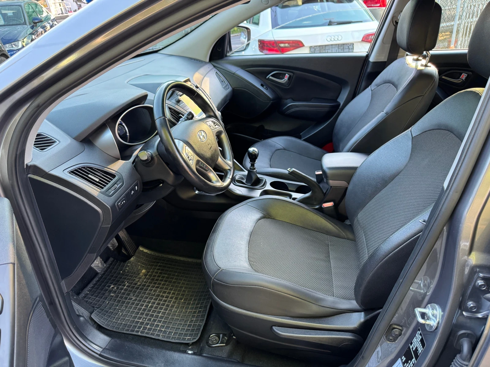 Hyundai IX35 1.7CRDI* Xpossible - изображение 10