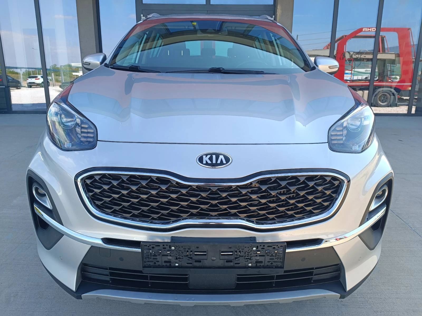 Kia Sportage 1.6 MildHybrid ПРОДАДЕНО | Mobile.bg — изображение 1