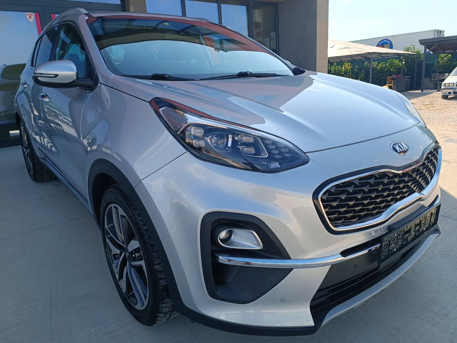 Kia Sportage 1.6 MildHybrid - изображение 3