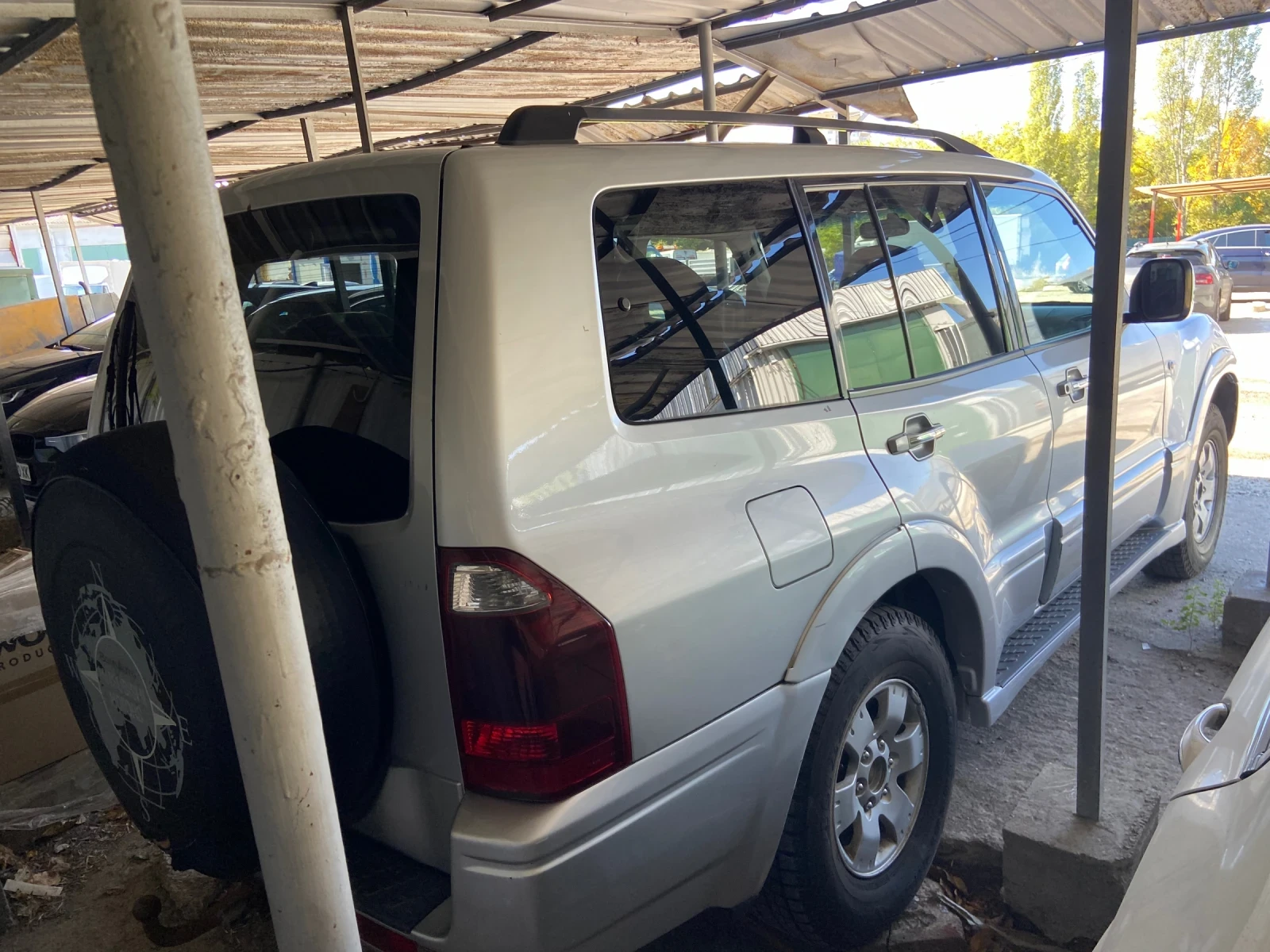 Mitsubishi Pajero 3.2 DiD / 165к.с. - изображение 4