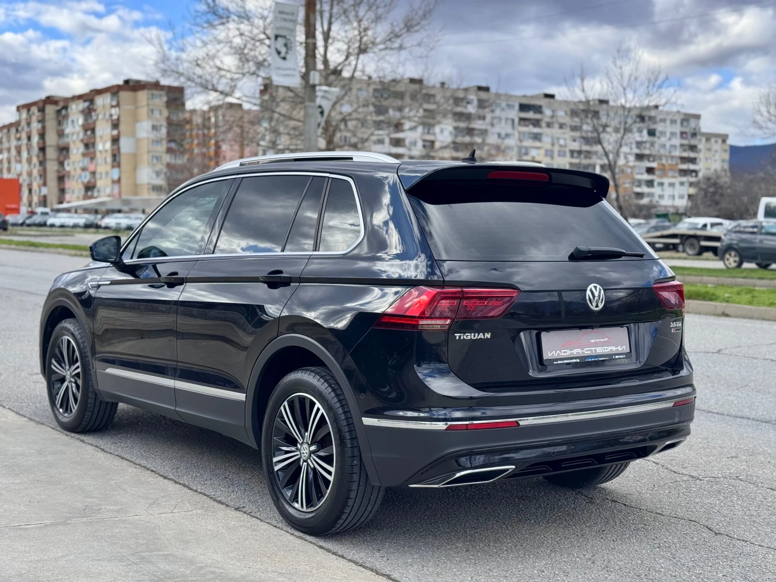 VW Tiguan 2.0TDI 4MOTION* 360* Memory* Keyless* ASISST - изображение 3