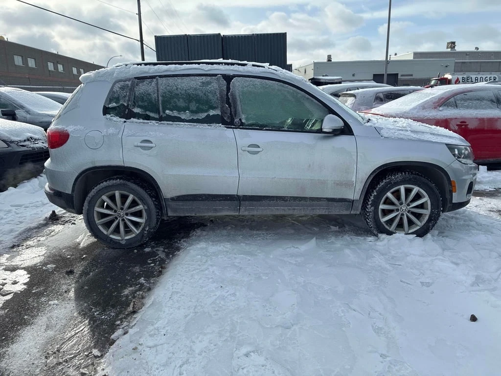 VW Tiguan * Wolfsburg Edition * CARFAX * БЕЗ ПЪРВОНАЧАЛНА ВН - изображение 3