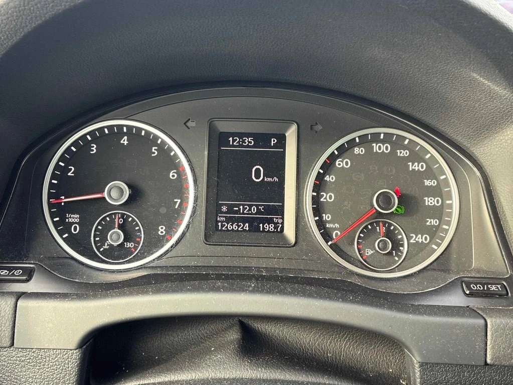 VW Tiguan * Wolfsburg Edition * CARFAX * БЕЗ ПЪРВОНАЧАЛНА ВН - изображение 8