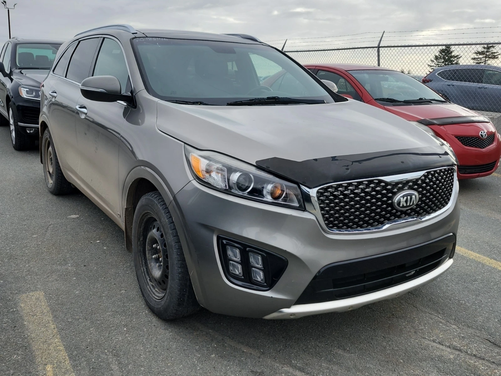 Kia Sorento * * CARFAX * * АВТО КРЕДИТ * * , снимка 2 - Автомобили и джипове - 54038500