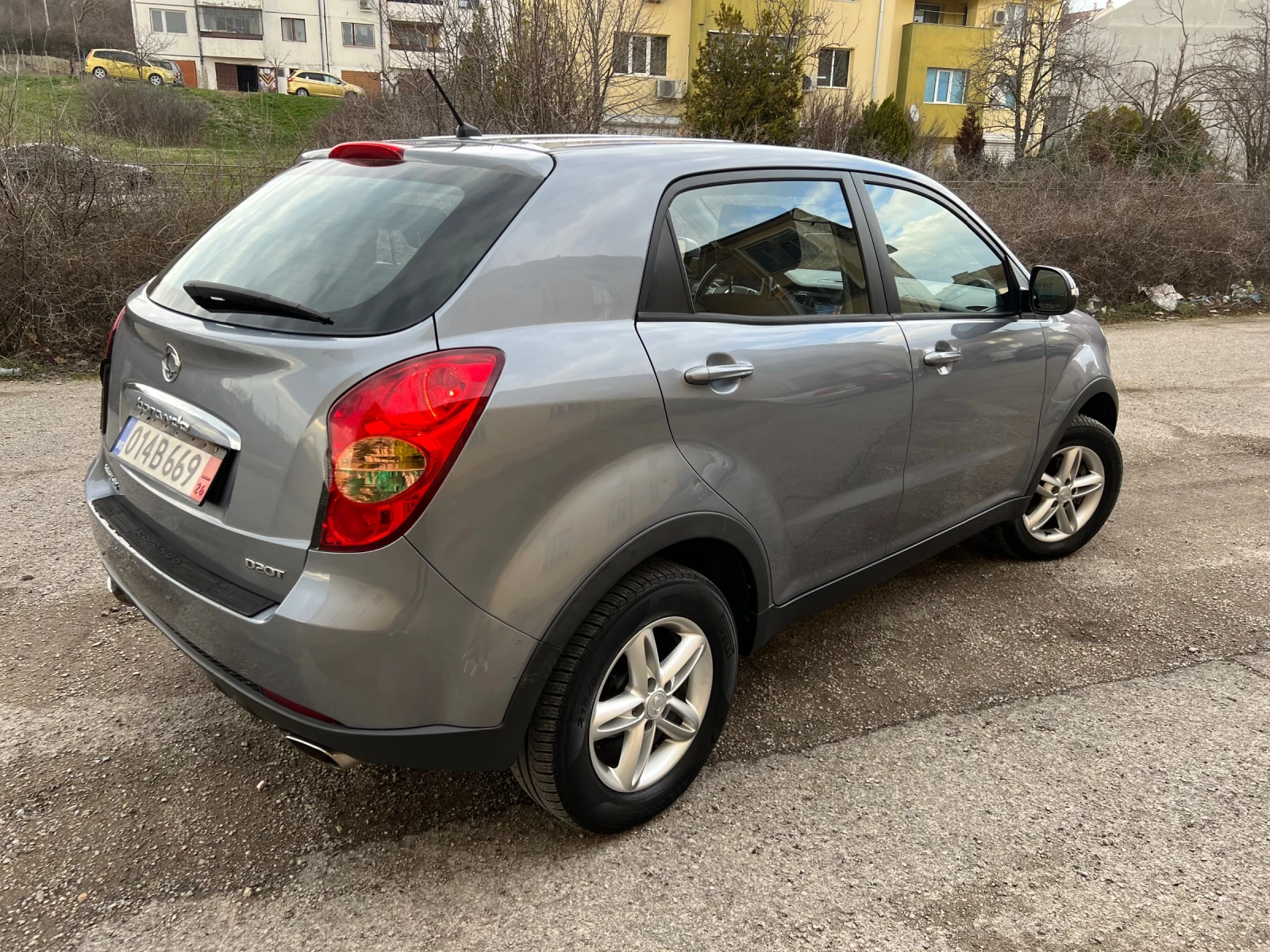 SsangYong Korando 2.0D, снимка 3 - Автомобили и джипове - 54462924