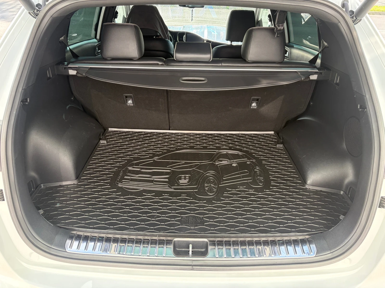Kia Sportage Gt line, снимка 12 - Автомобили и джипове - 54546771