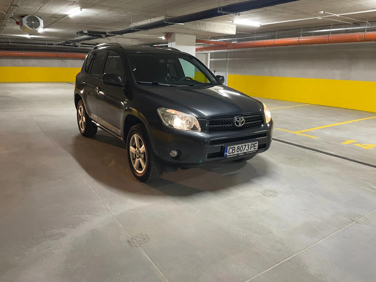 Toyota Rav4 2.2 D2D 136к.с. Перфектна, снимка 9 - Автомобили и джипове - 54976118