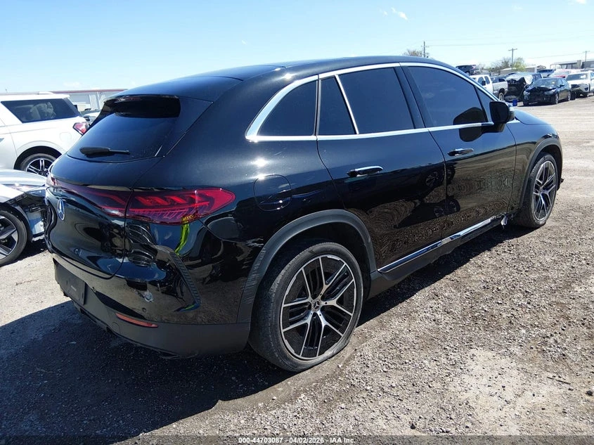 Mercedes-Benz EQE * 350+ Suv* КРАЙНА ЦЕНА* , снимка 4 - Автомобили и джипове - 55570560