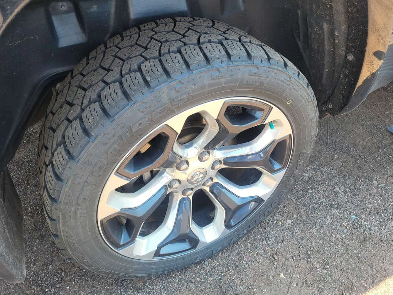 Dodge RAM 1500 Limited Longhorn / CARFAX / АВТОКРЕДИТ, снимка 6 - Автомобили и джипове - 55594964