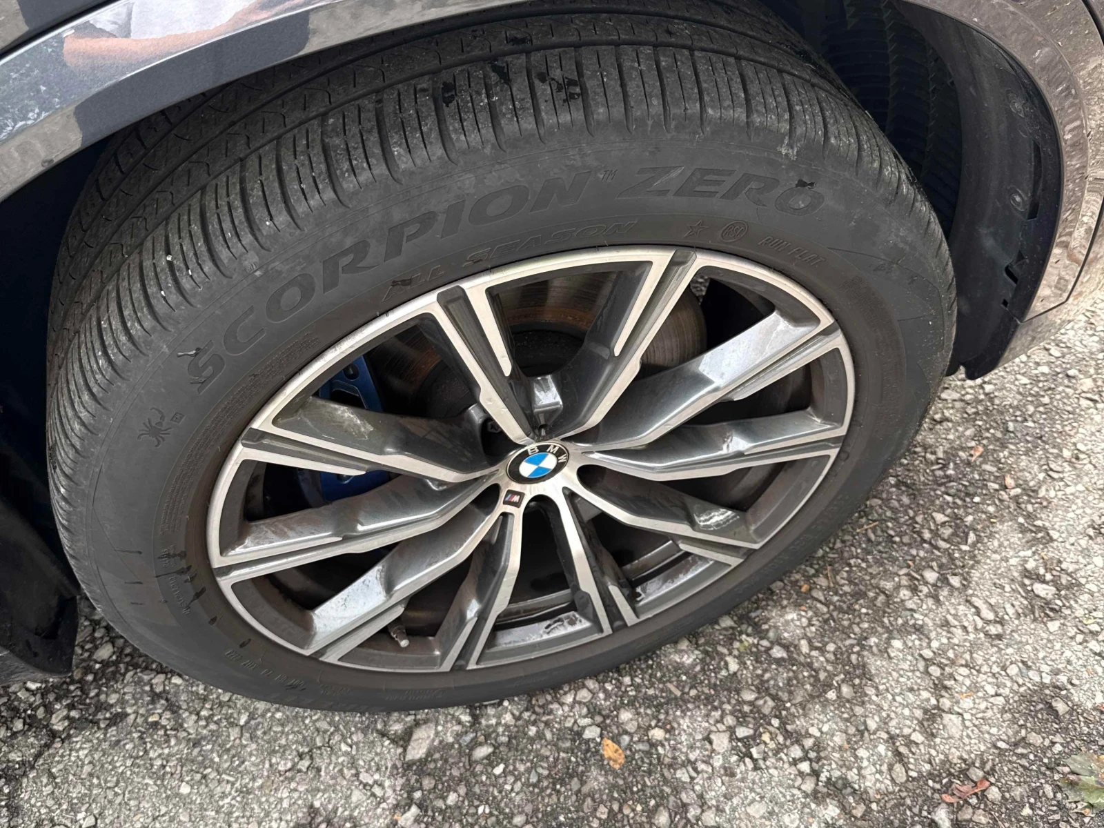 BMW X5 * xDrive40i * INDIVIDUAL* DIS* H/K* 360* ОБДУХВАНЕ, снимка 7 - Автомобили и джипове - 55905182