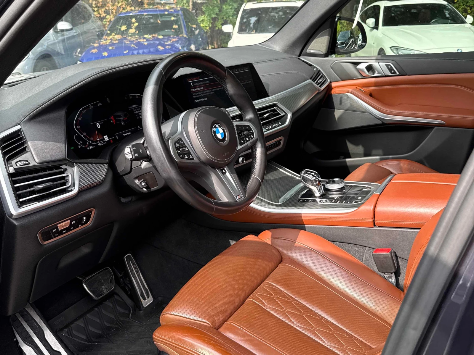 BMW X5 * xDrive40i * INDIVIDUAL* DIS* H/K* 360* ОБДУХВАНЕ, снимка 5 - Автомобили и джипове - 55905182