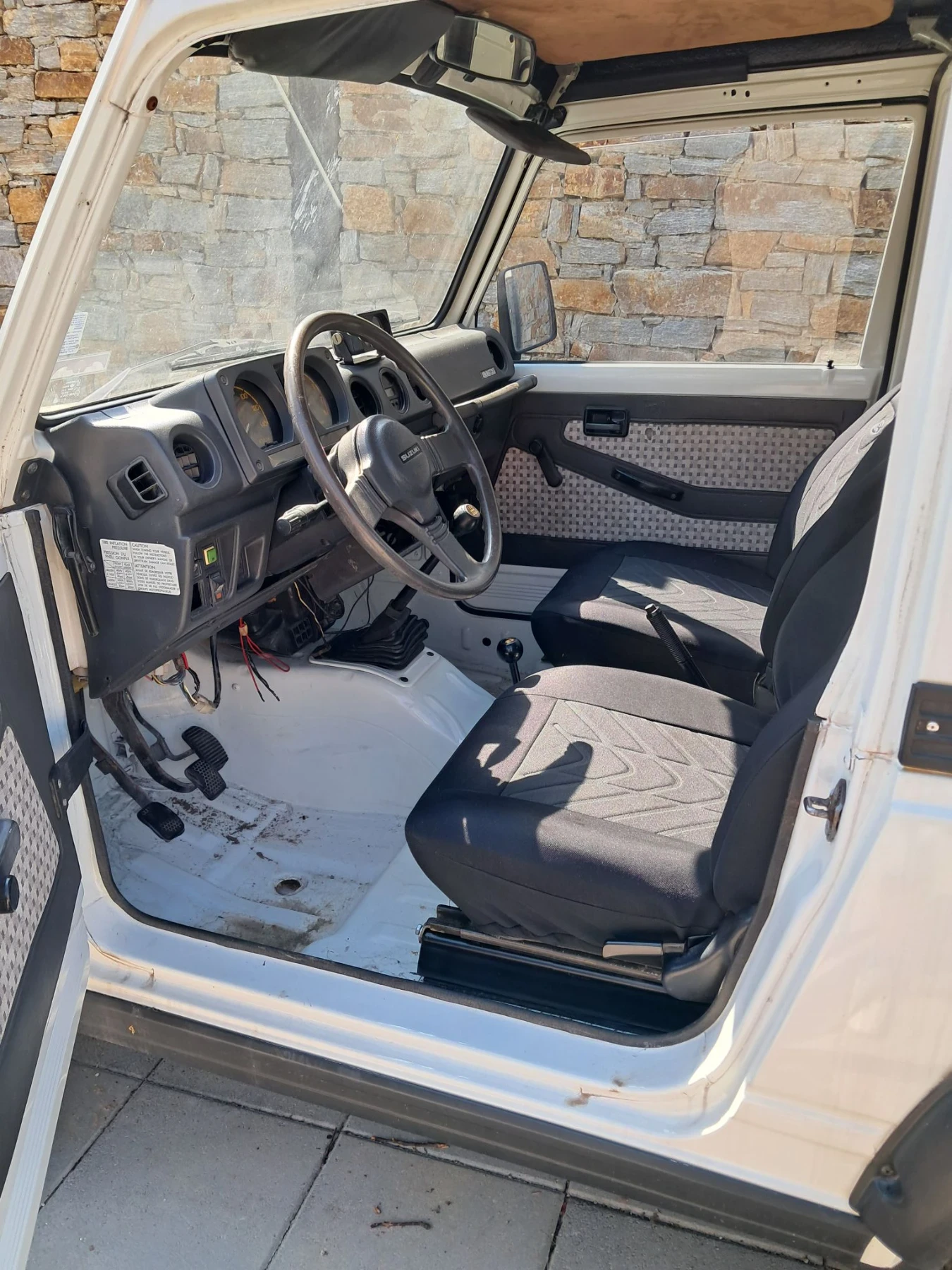 Suzuki Samurai, снимка 5 - Автомобили и джипове - 56354342