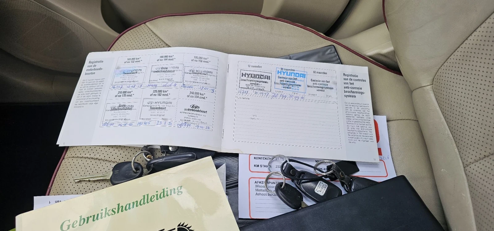 Hyundai Santa fe 2.7 4Х4 7 местен Холандия , снимка 15 - Автомобили и джипове - 56199778
