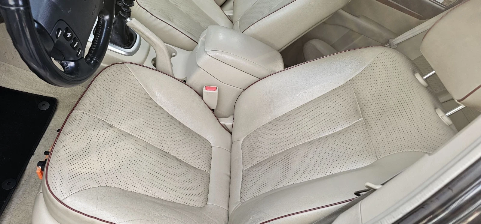 Hyundai Santa fe 2.7 4Х4 7 местен Холандия , снимка 12 - Автомобили и джипове - 56199778