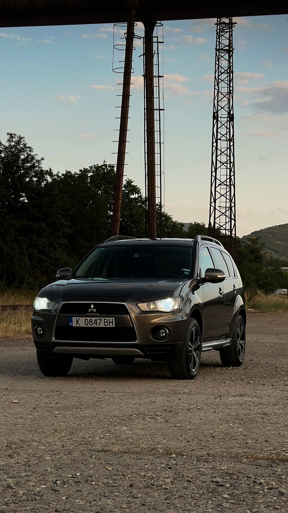 Mitsubishi Outlander Прочети описанието!!!
