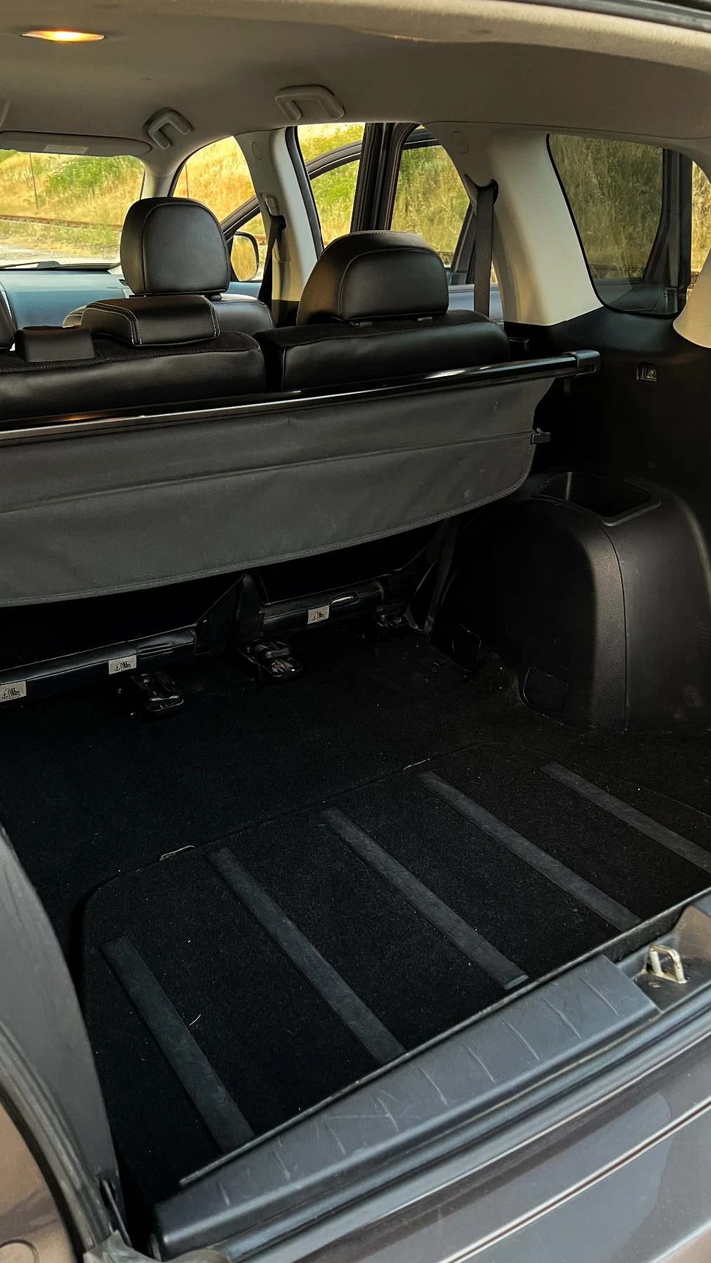 Mitsubishi Outlander 2.0, снимка 8 - Автомобили и джипове - 56570744