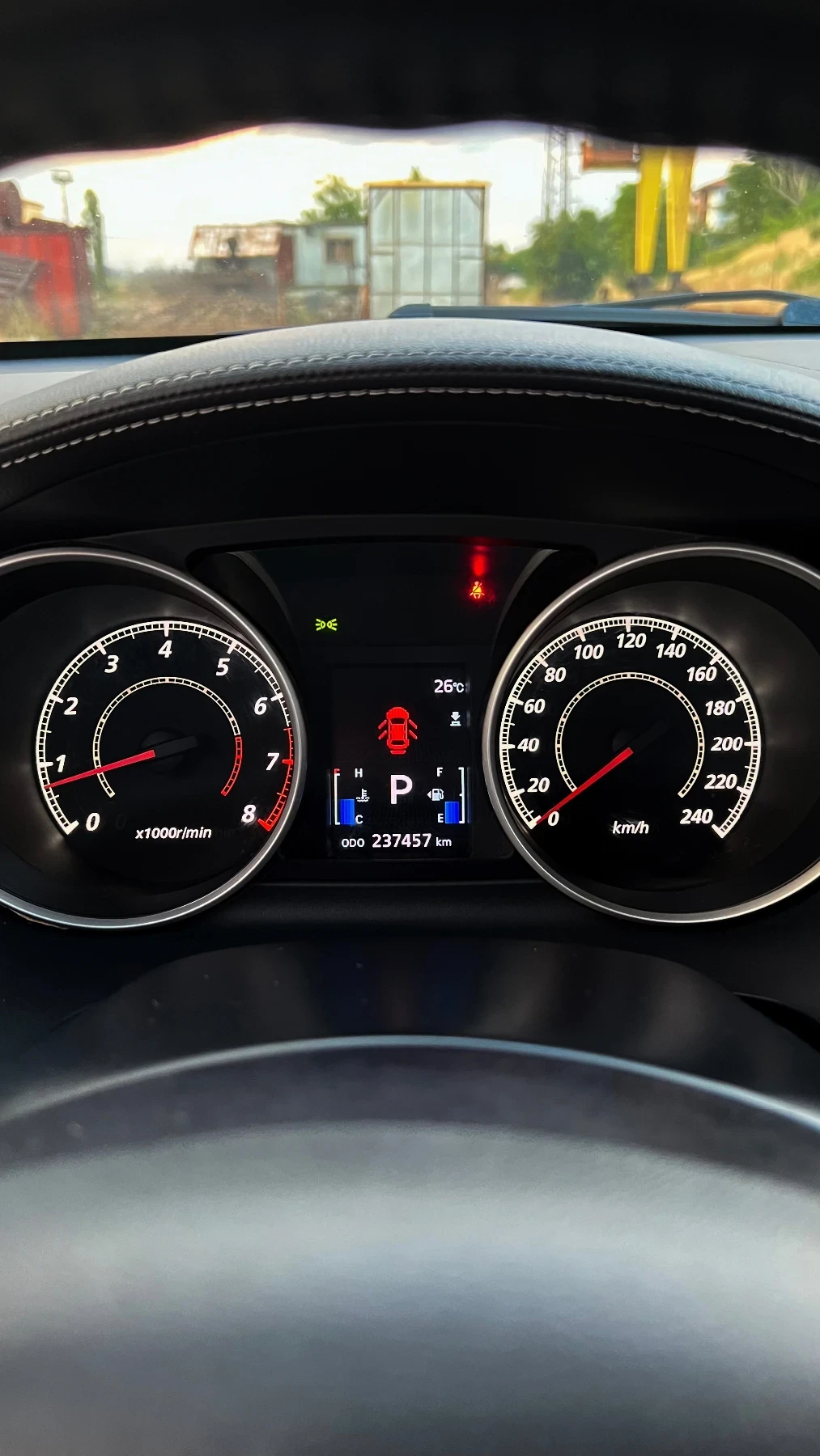 Mitsubishi Outlander 2.0, снимка 10 - Автомобили и джипове - 56570744