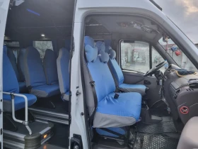Renault Master 17  места, снимка 7