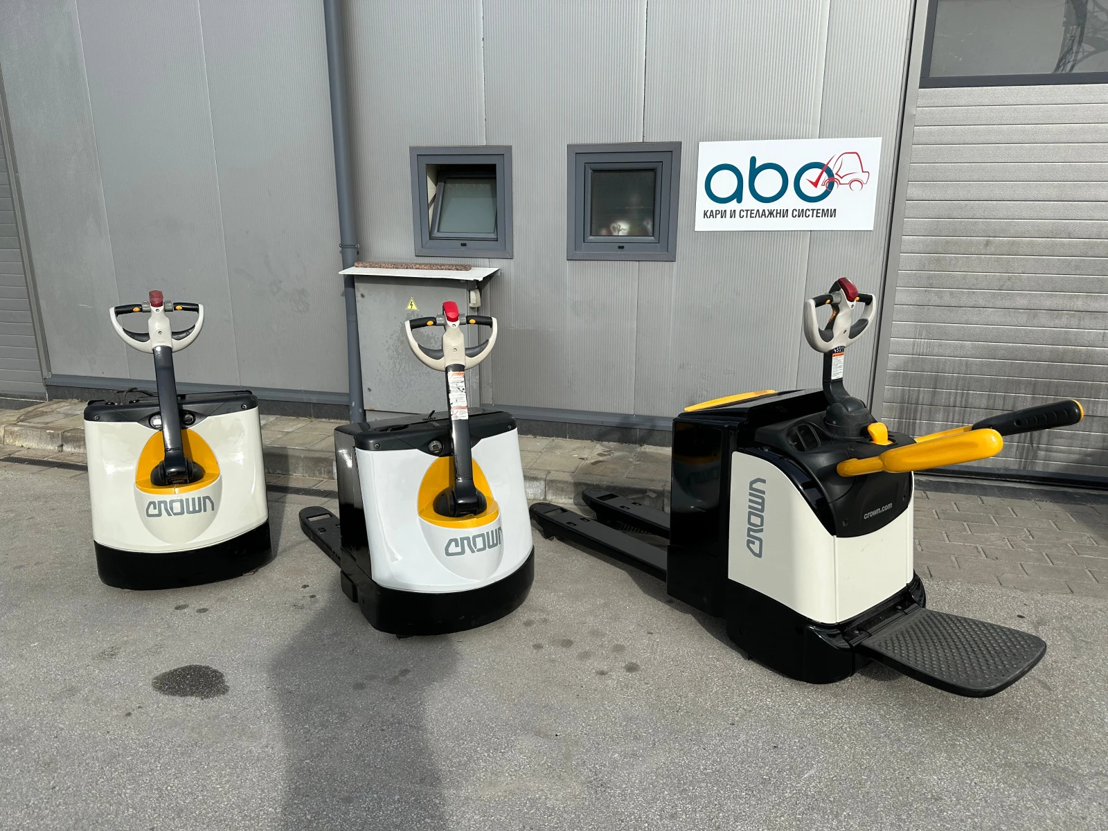  Crown  | Mobile.bg   3