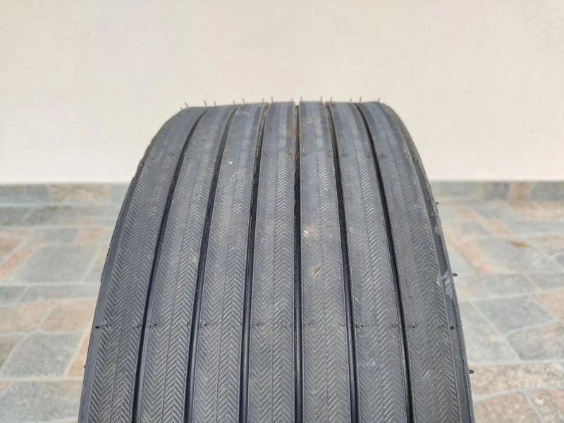 Гуми с джанти Syron 205/70R16, снимка 4 - Гуми и джанти - 33071167