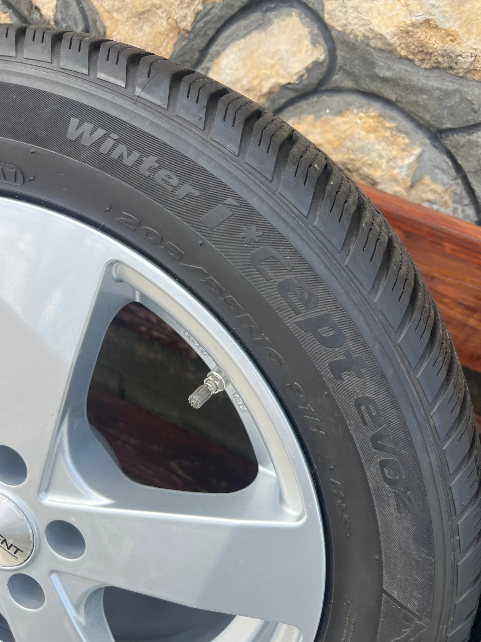 ���� � ������ 205/55R16 | Mobile.bg � ����������� 5
