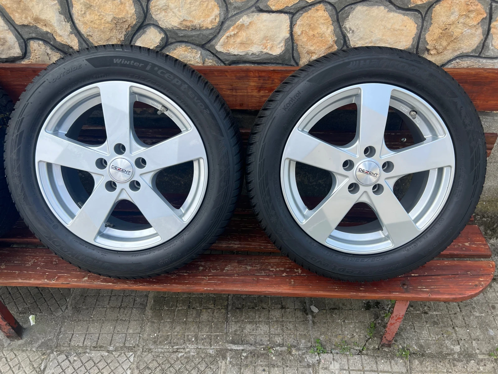 ���� � ������ 205/55R16 | Mobile.bg � ����������� 2