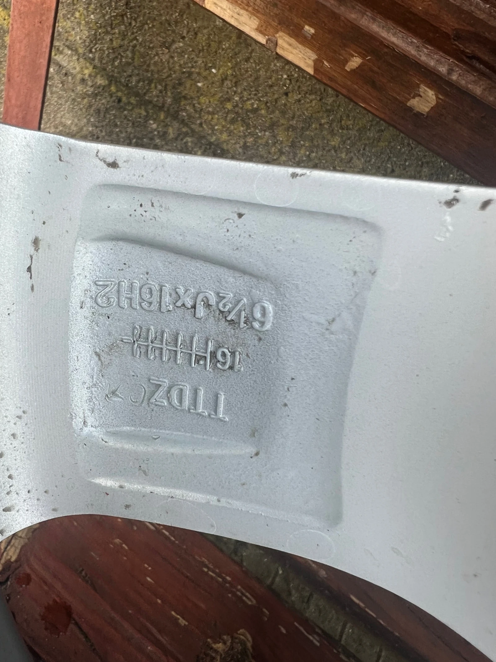 ���� � ������ 205/55R16 | Mobile.bg � ����������� 7