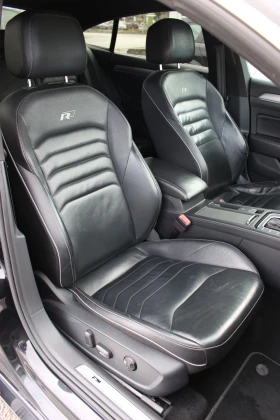 VW Arteon R-Line/ Panorama/ LED/ Digital/ Hed up/ Keyless/F1, снимка 11