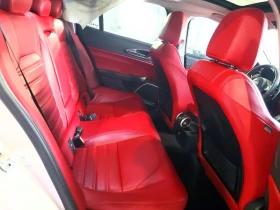 Alfa Romeo Giulia TI RWD, снимка 10