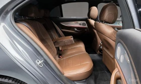 Mercedes-Benz E 350 4MATIC* BURMESTER* ОБДУХВАНЕ* ХЕДЪП* LANE* ASSIST*, снимка 16