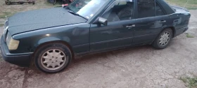 Mercedes-Benz 124 3000, снимка 16