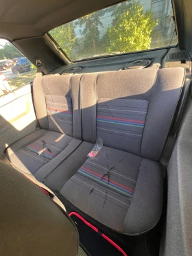 VW Golf 1.6TD , снимка 10
