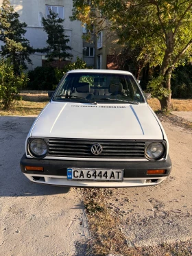 VW Golf 1.6TD , снимка 2