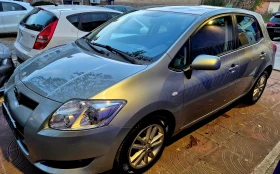     Toyota Auris 1.6i-6speed--japan