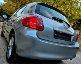     Toyota Auris 1.6i-6speed--japan