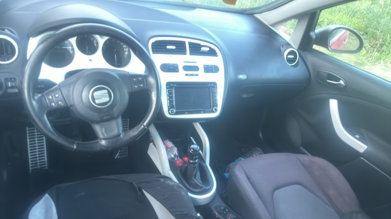 Seat Altea 1.9 TDI , снимка 7 - Автомобили и джипове - 46350371