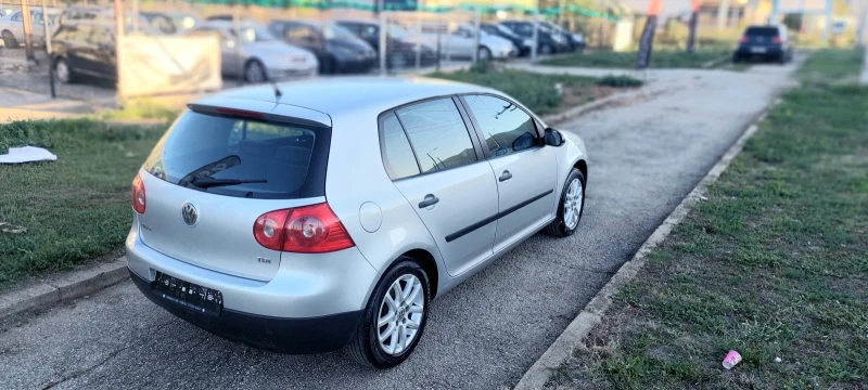 VW Golf 1.9tdi 105ps Navi , снимка 8 - Автомобили и джипове - 47386616