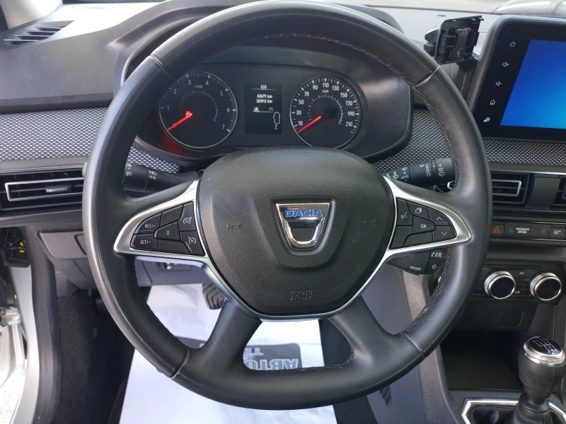 Dacia Sandero 1.0* TCe* LPG* 42600к.м.* КАТО НОВА, снимка 8 - Автомобили и джипове - 50078669