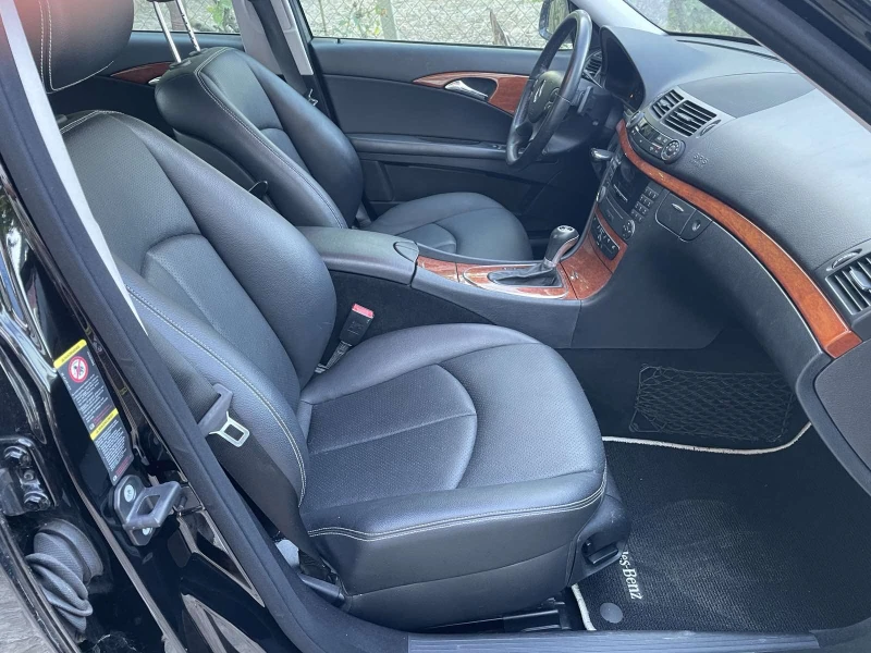 Mercedes-Benz E 280, снимка 6 - Автомобили и джипове - 52499277