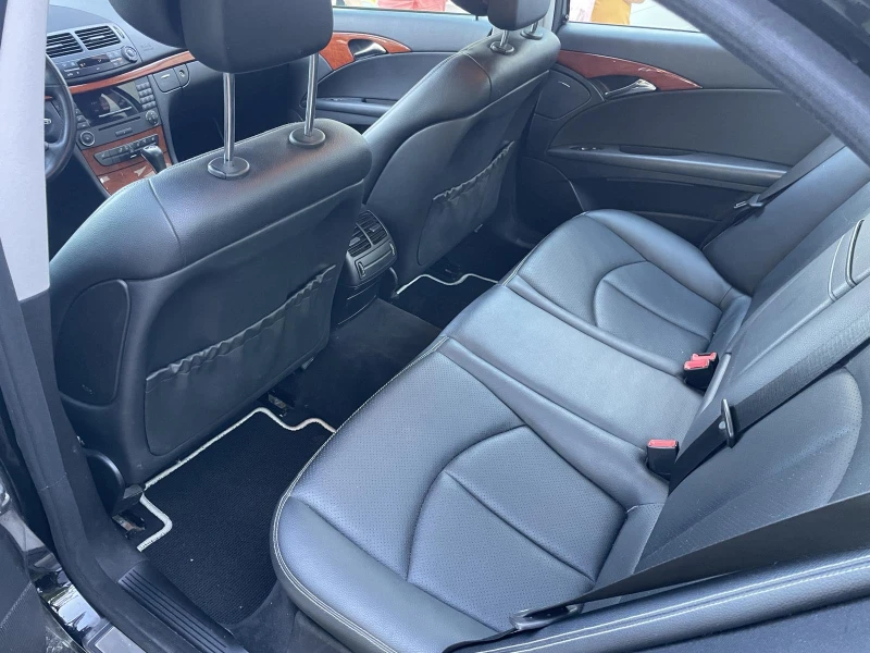 Mercedes-Benz E 280, снимка 8 - Автомобили и джипове - 52499277