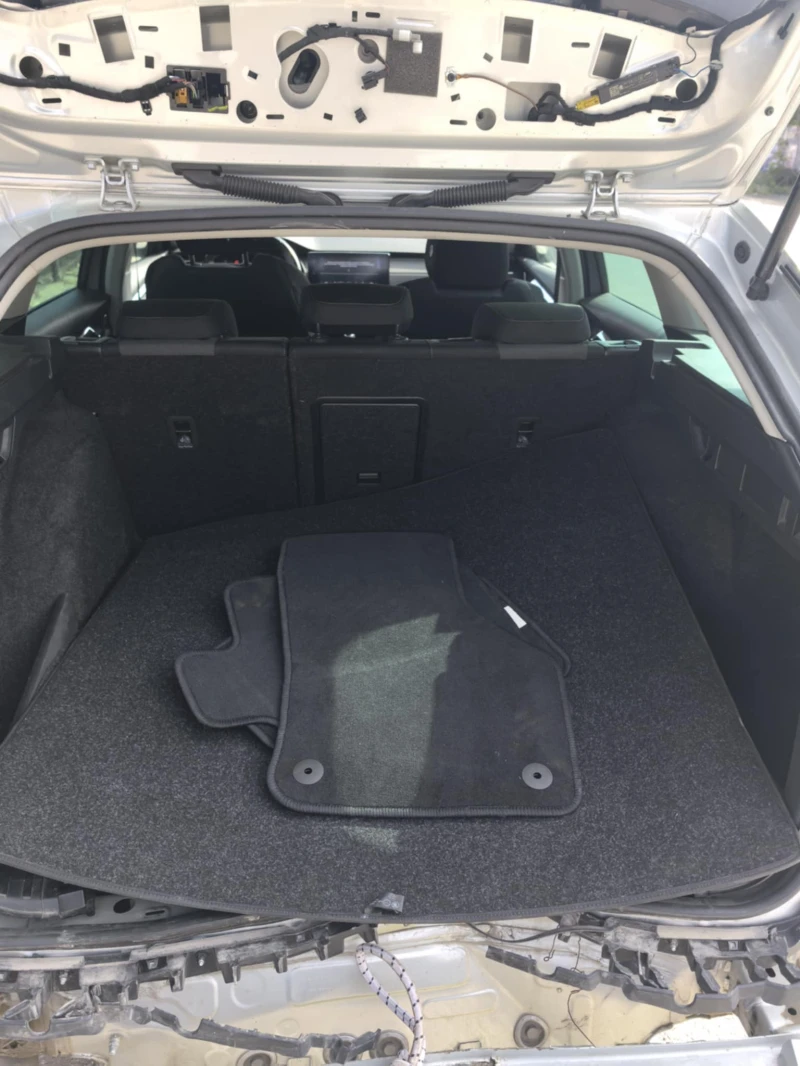 Skoda Octavia 2.0tdi, снимка 16 - Автомобили и джипове - 52077618