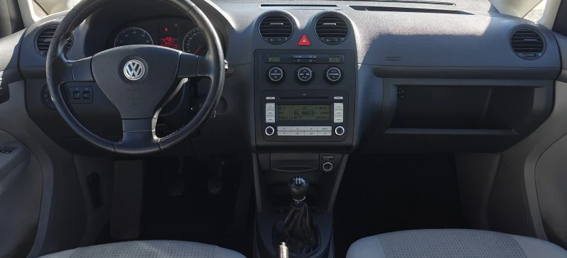 VW Caddy 1.6i-Maxi-09г, снимка 13 - Автомобили и джипове - 52106953